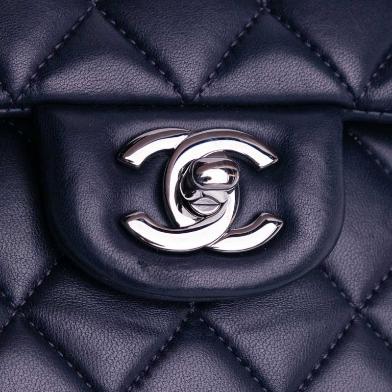 Chanel Timeless Medium Lamb Dark Blue Closing System | Sell your designer bag