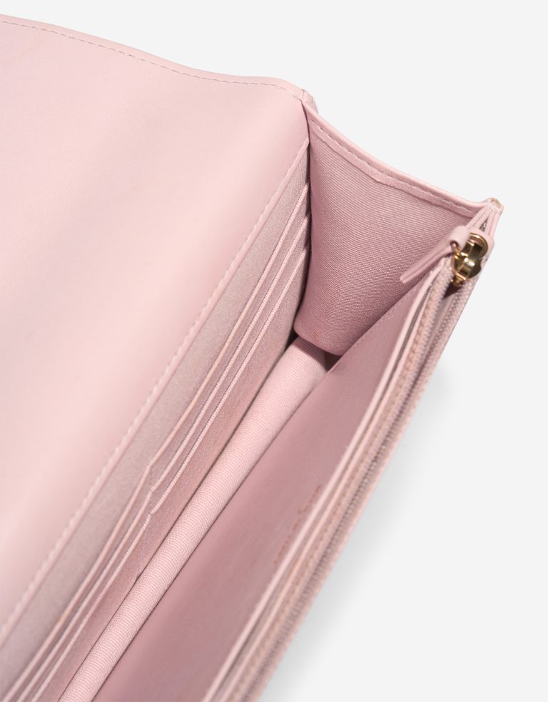 Chanel 19 Wallet On Chain Lamb Light Rose Inside | Sell your designer bag