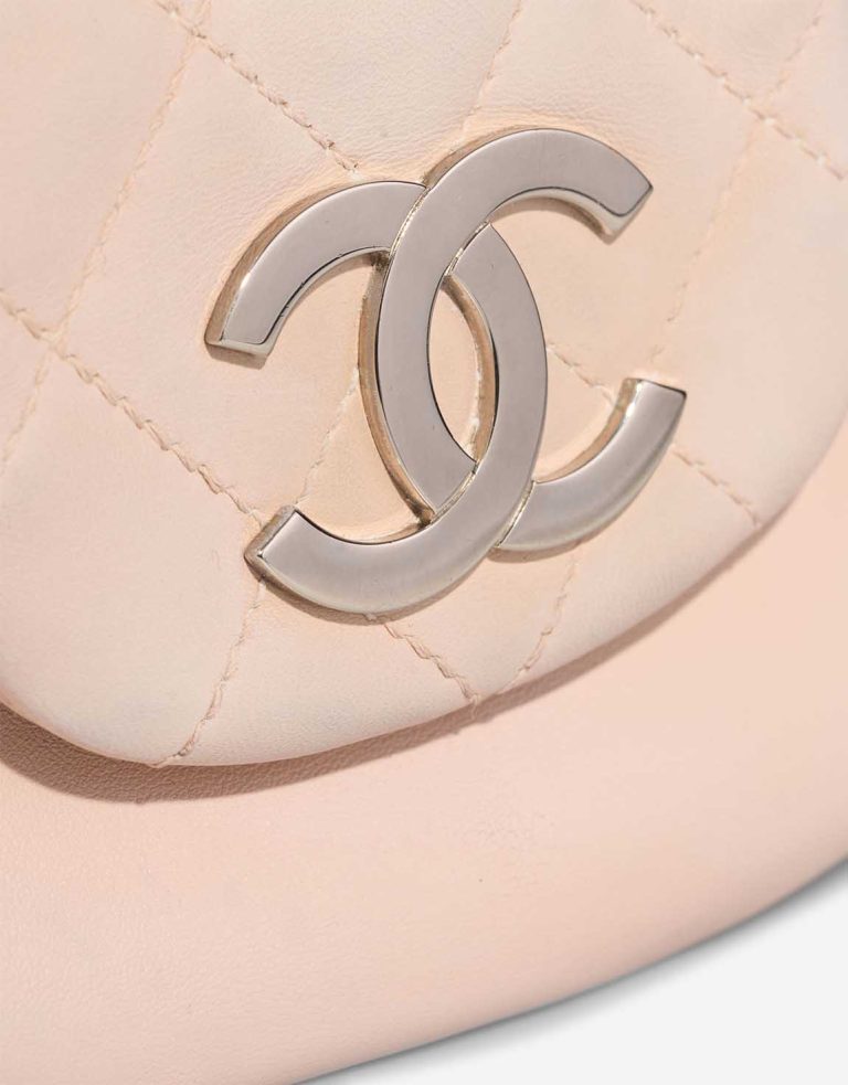 Chanel Accordion Hobo Flap Bag Lamb Pink Closing System | Sell your designer bag