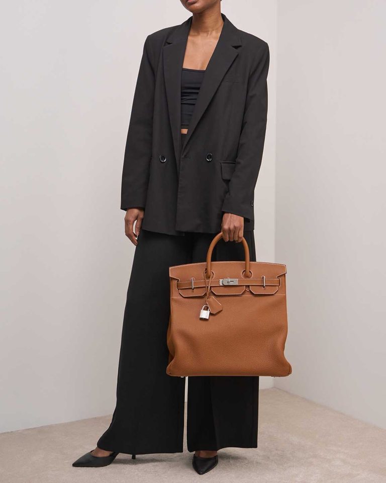 Hermès Haut à Courroies 40 Togo Gold Front | Sell your designer bag