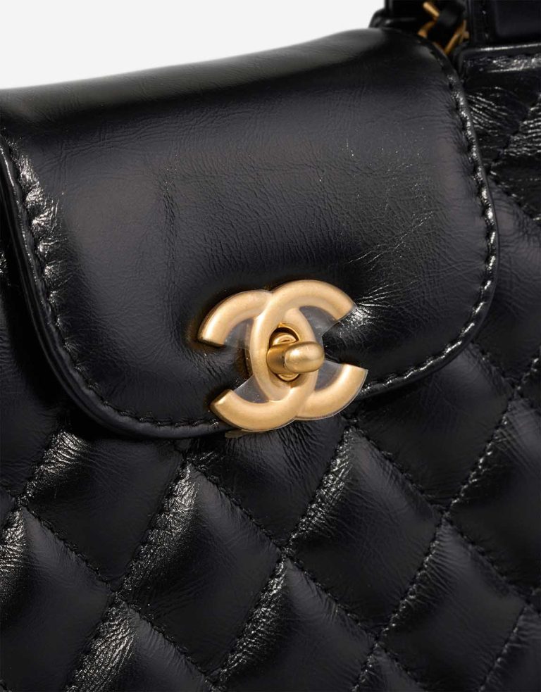 Chanel Kelly Medium Aged Calf Black Closing System | Sell your designer bag
