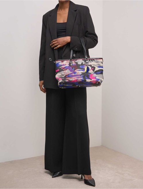 Dior x Anselm Reyle Camouflage Shopping Tote Canvas / Calf Multicolour on Model | Sell your designer bag