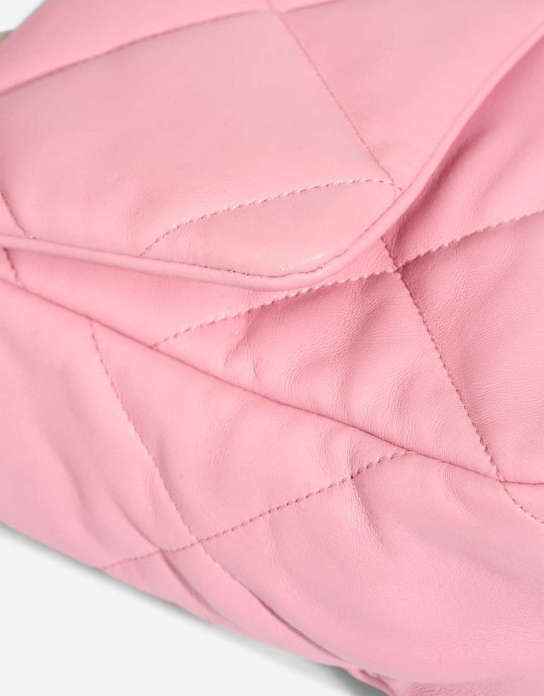 Chanel 19 Large Flap Bag Lamb Pink Signs of wear | Sell your designer bag