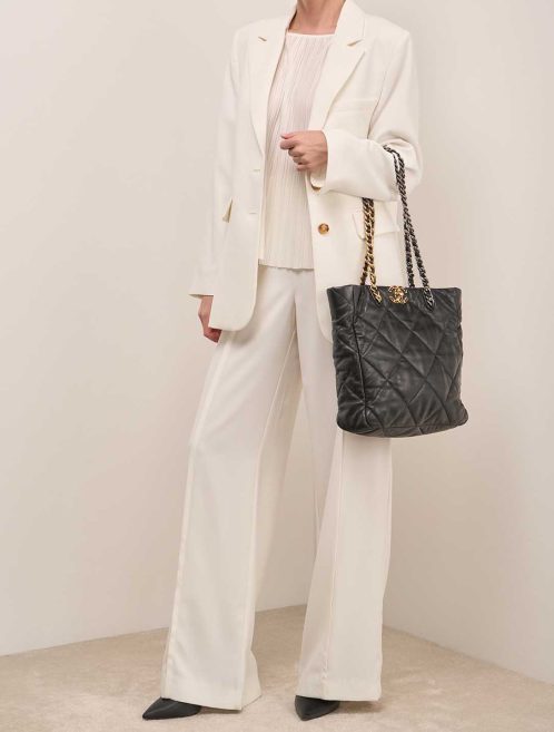Chanel 19 Shopping Tote Medium Lamb Black on Model | Sell your designer bag
