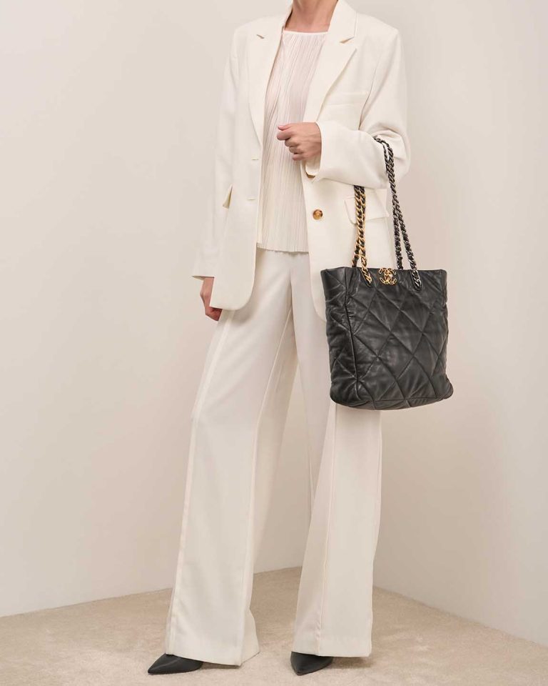 Chanel 19 Shopping Tote Medium Lamb Black Front | Sell your designer bag