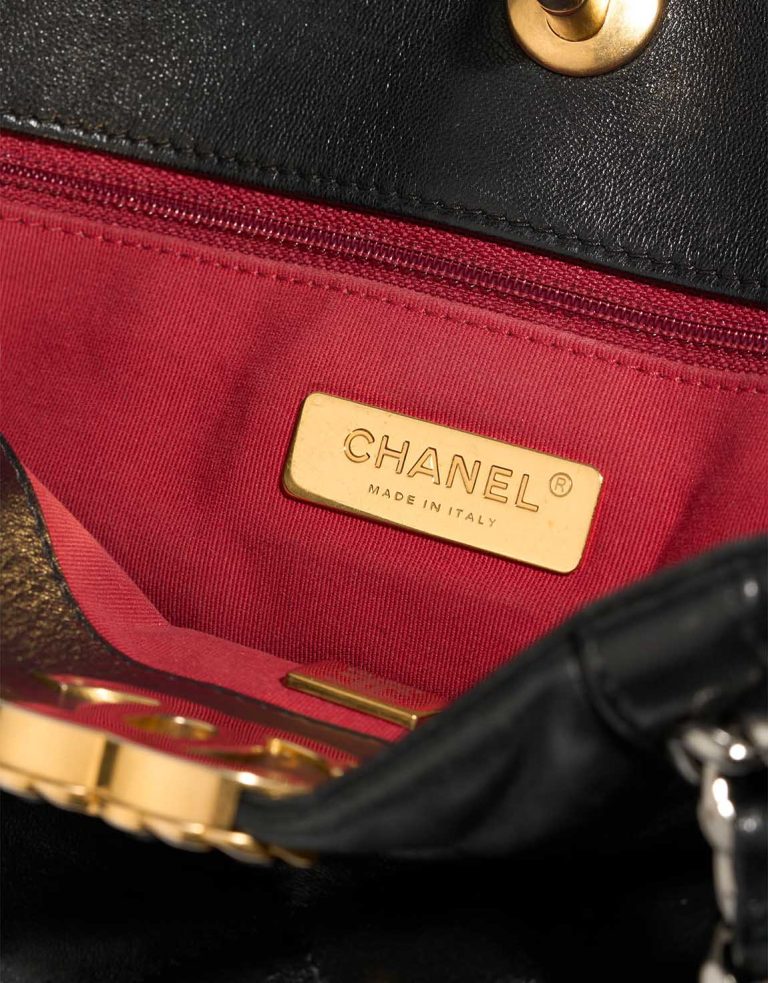 Chanel 19 Shopping Tote Medium Lamb Black Logo | Sell your designer bag