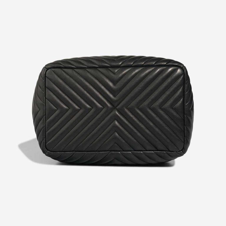 Chanel Bucket Bag Calf Black | Sell your designer bag