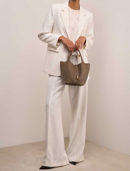 Hermès Picotin 22 Taurillon Clémence Étoupe on Model | Sell your designer bag
