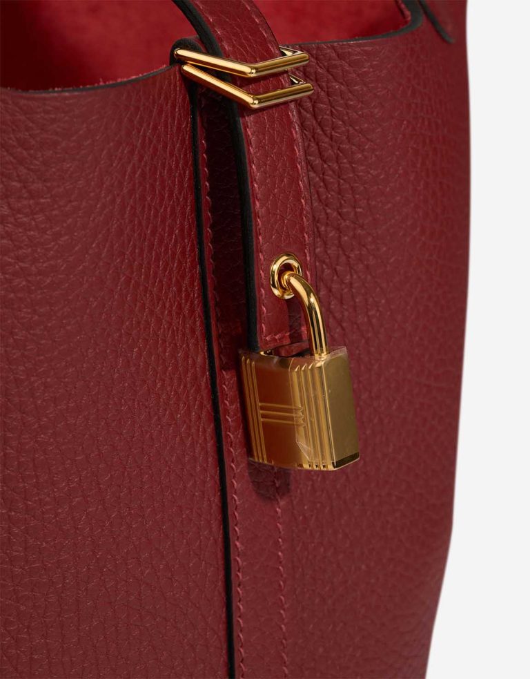 Hermès Picotin 18 Taurillon Clémence Rouge H Closing System | Sell your designer bag