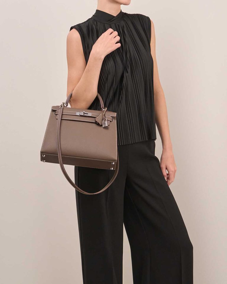 Hermès Kelly 28 Epsom Étoupe Front | Sell your designer bag