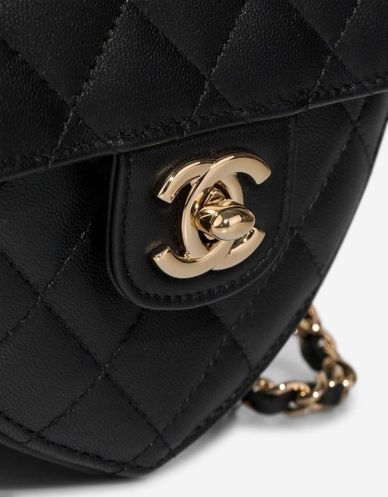 Chanel Timeless Heart Small Lamb Black Closing System | Sell your designer bag