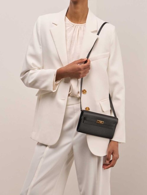 Hermès Kelly To Go Epsom Black on Model | Sell your designer bag