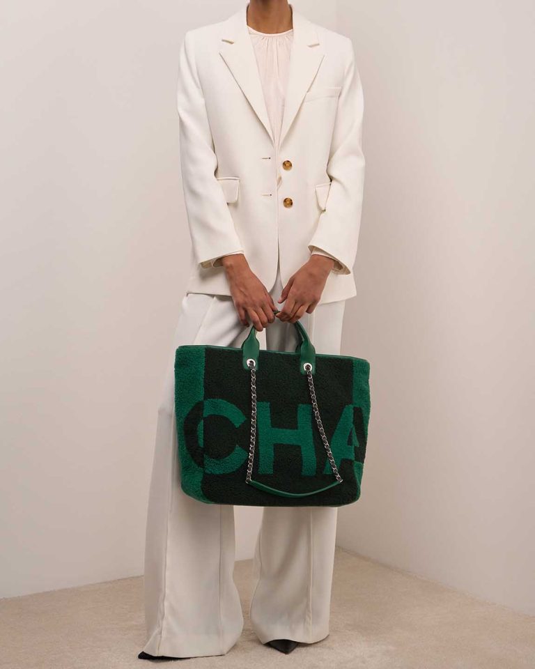 Chanel Deauville Large Shearling / Calf Green / Black on Model | Sell your designer bag