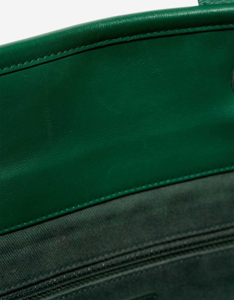 Chanel Deauville Large Shearling / Calf Green / Black Signs of wear | Sell your designer bag