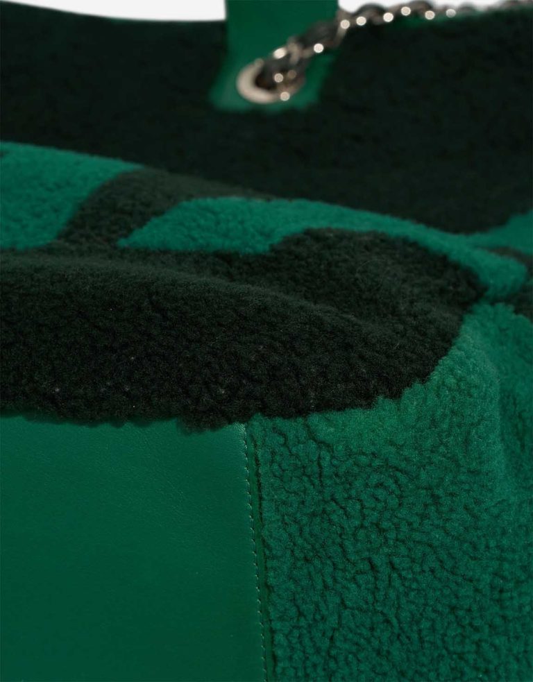 Chanel Deauville Large Shearling / Calf Green / Black Signs of wear | Sell your designer bag