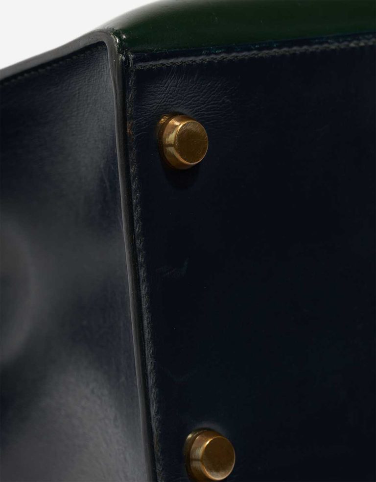 Hermès Kelly 28 Box Bleu Marine / Rouge H / Vert Foncé Signs of wear | Sell your designer bag