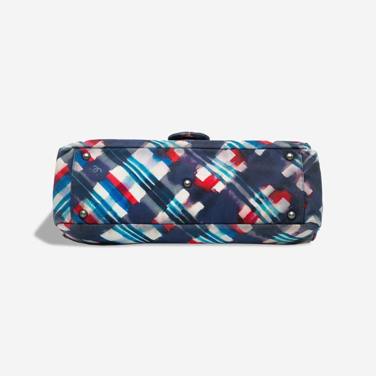 Chanel Airlines Timeless Single Flap XXL Canvas Blue / Red / White | Sell your designer bag