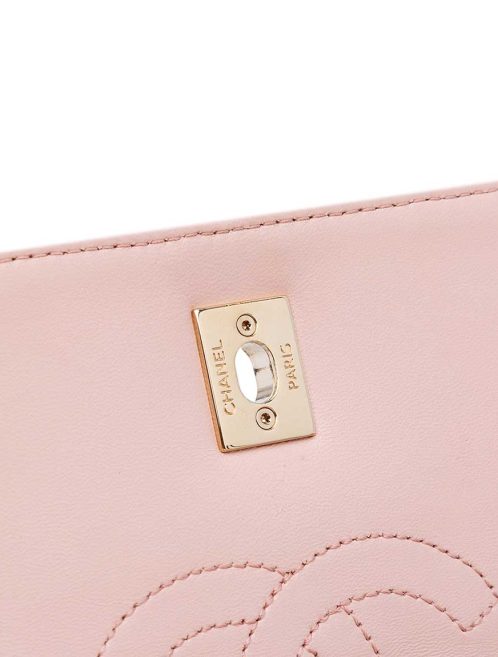 Chanel Trendy CC Medium Lamb Light Pink Closing System | Sell your designer bag