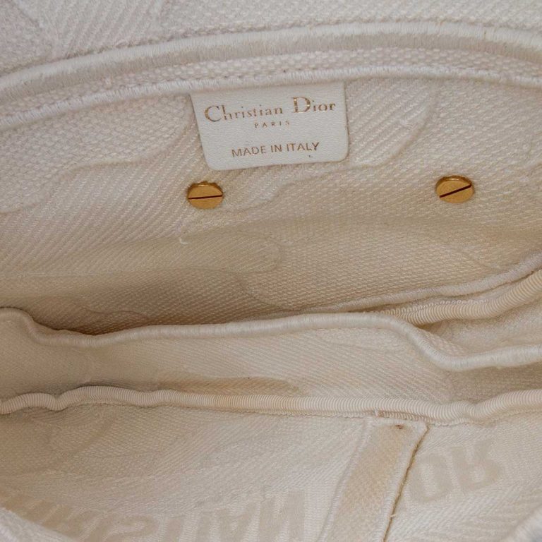 Dior Saddle Camouflage Medium Canvas White Logo | Sell your designer bag