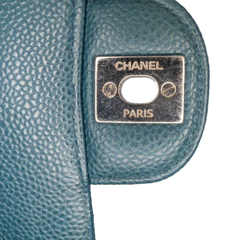 Chanel Timeless Chevron Medium Caviar Petrol Blue Closing System | Sell your designer bag