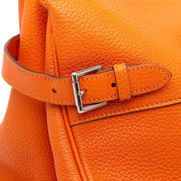 Hermès Atlas 42 Togo Orange H Signs of wear | Sell your designer bag