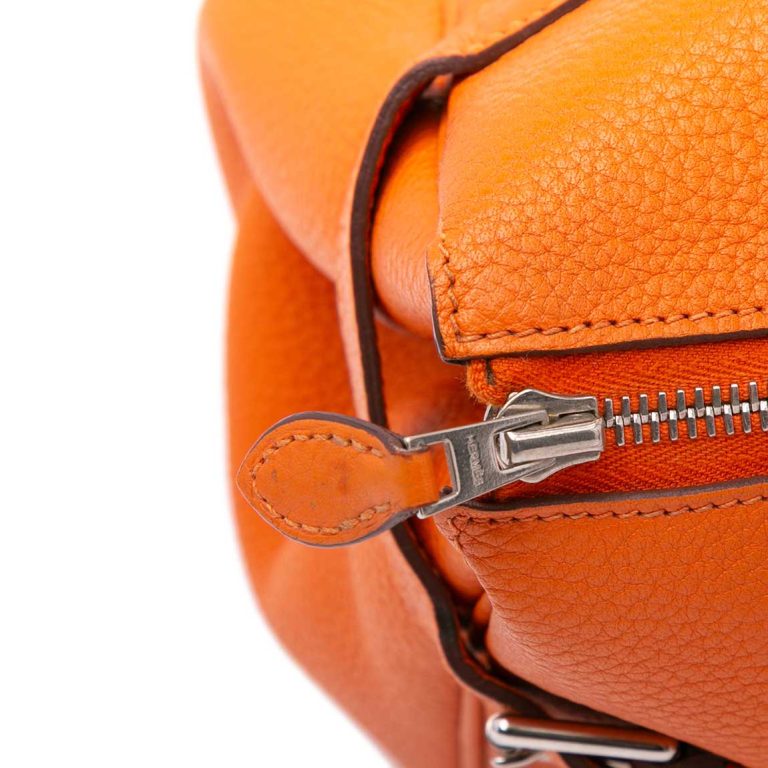 Hermès Atlas 42 Togo Orange H Signs of wear | Sell your designer bag