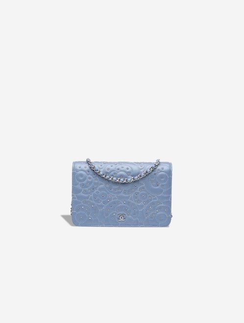 Chanel Wallet On Chain Camelia Lamb / Studs Light Lilac Front | Sell your designer bag