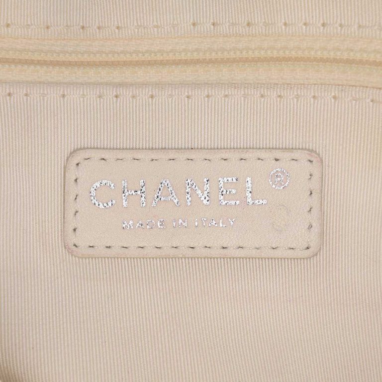 Chanel Fancy Crochet Flap Bag Medium Neoprene White / Black Logo | Sell your designer bag