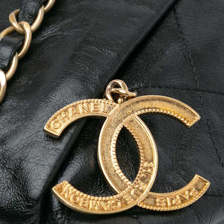 Chanel Baluchon Paris Bombay Calf Black Closing System | Sell your designer bag