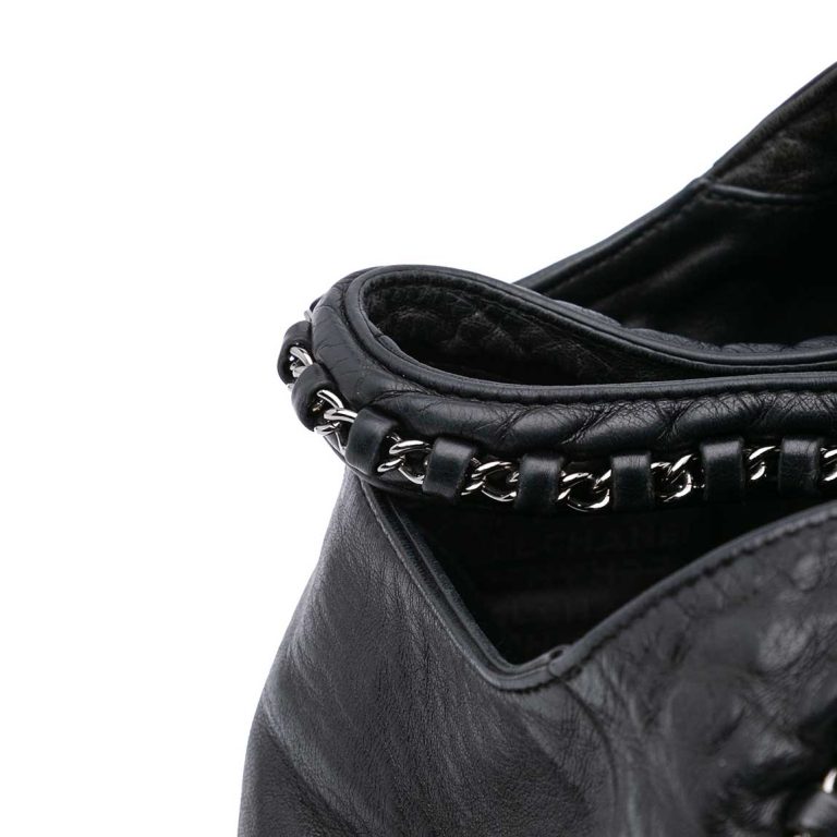 Chanel Chain Around Hobo Calf Black Signs of wear | Sell your designer bag