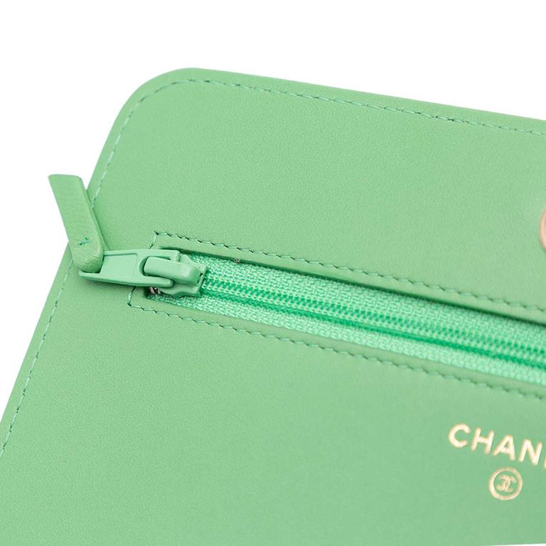 Chanel Boy Wallet On Chain Lamb Green Signs of wear | Sell your designer bag