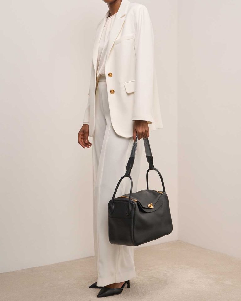 Hermès Lindy 34 Taurillon Clémence Black on Model | Sell your designer bag