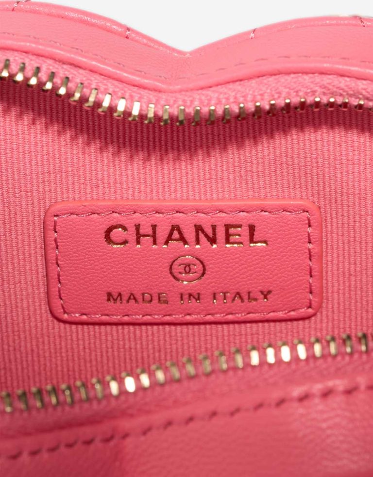 Chanel Timeless Heart Belt Bag Lamb Pink Logo | Sell your designer bag