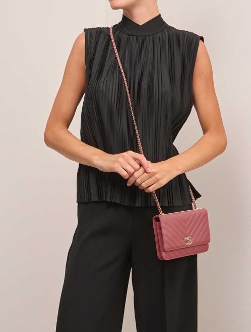 Chanel Trendy CC Wallet On Chain Lamb Rose on Model | Sell your designer bag