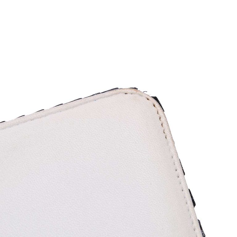 Chanel Timeless Crystal Pearl Flap Bag Lamb Black Signs of wear | Sell your designer bag