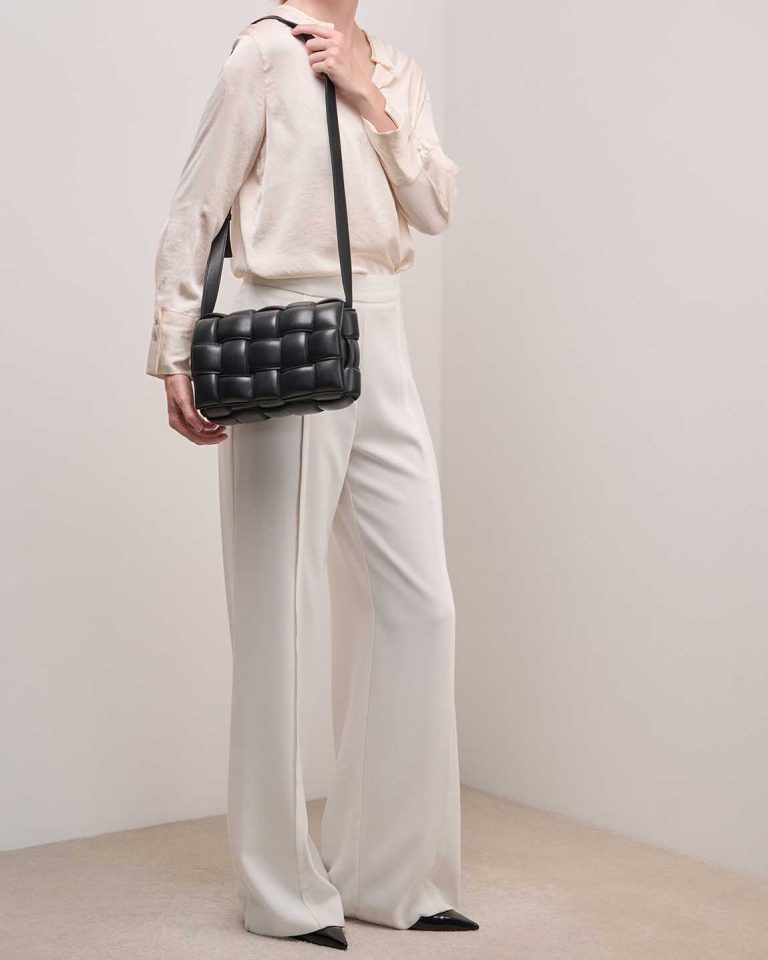 Bottega Veneta Cassette Lamb Black Front | Sell your designer bag