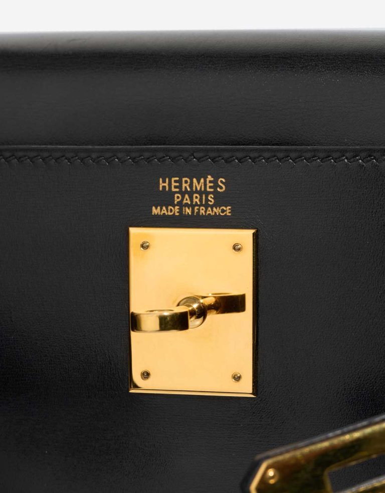 Hermès Kelly 32 Box Black Logo | Sell your designer bag
