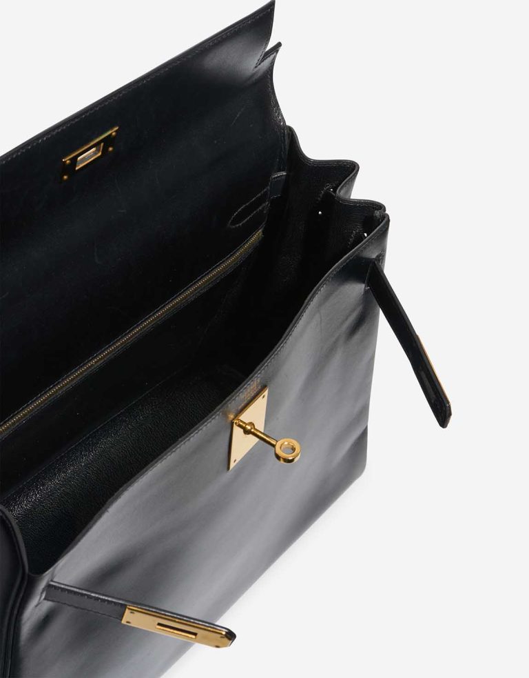 Hermès Kelly 32 Box Black Inside | Sell your designer bag