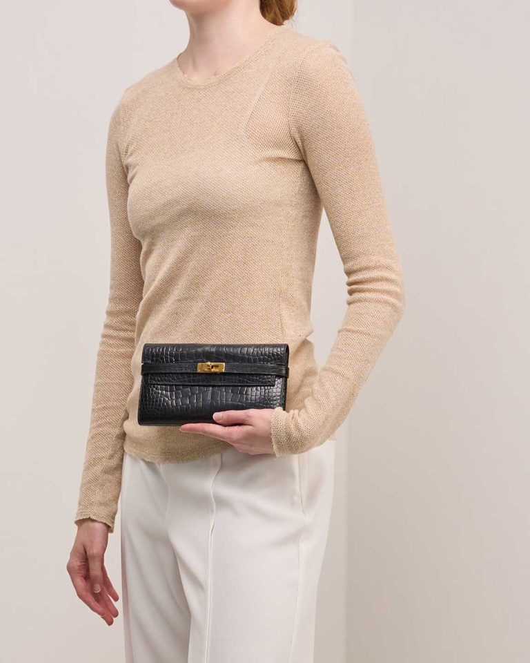 Hermès Kelly Long Wallet Alligator Mississippi Black Front | Sell your designer bag