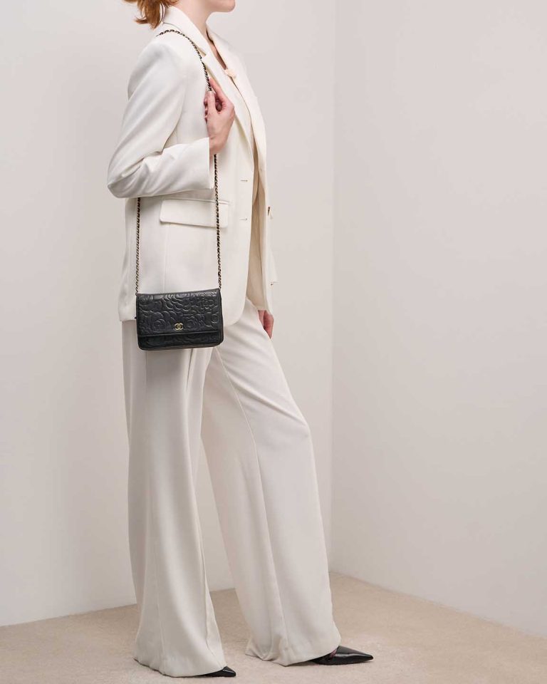 Chanel Wallet On Chain Camellia Lamb Black Front | Sell your designer bag