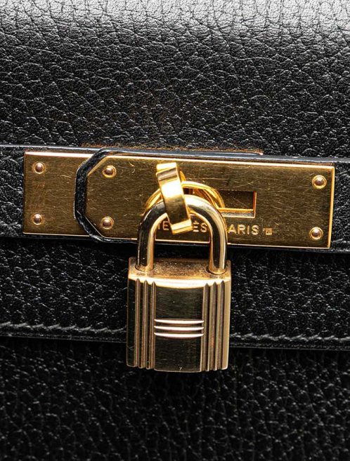 Hermès Kelly 35 Ardennes Black Signs of wear | Sell your designer bag