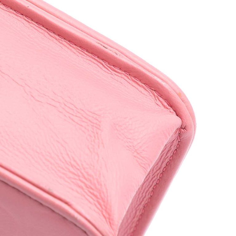 Chanel Timeless Camellia Wallet On Chain Lamb Pink Signs of wear | Sell your designer bag