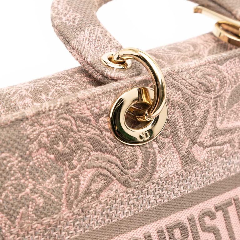 Dior Lady D-Joy Medium Canvas Rose Signs of wear | Sell your designer bag