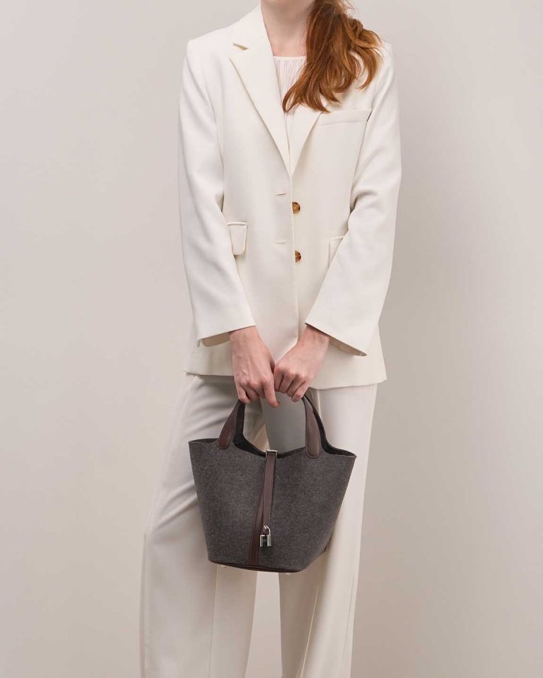 Hermès Picotin 22 Felt Grey / Rouge Sellier Front | Sell your designer bag