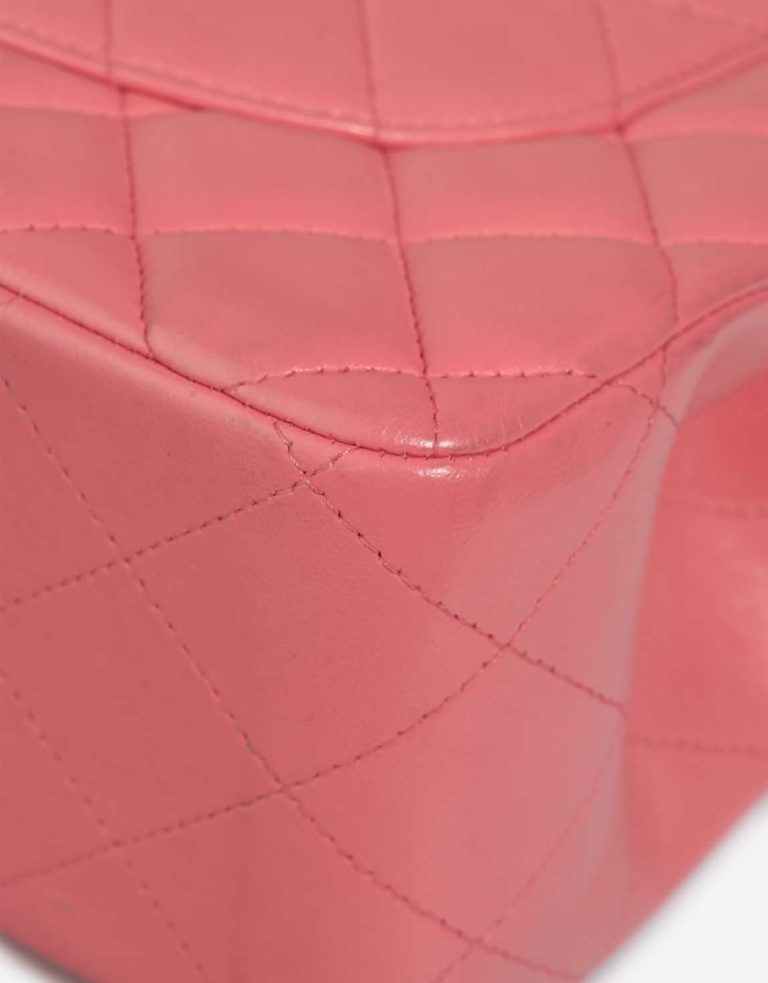 Chanel Timeless Jumbo Lamb Pink Signs of wear | Sell your designer bag