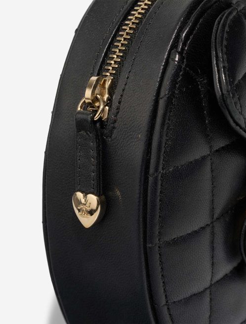 Chanel Timeless Heart Small Lamb Black Closing System | Sell your designer bag