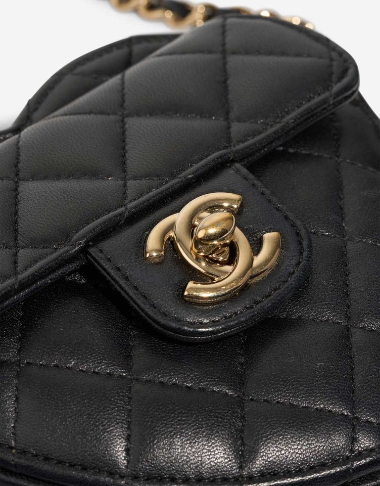 Chanel Timeless Heart Small Lamb Black Signs of wear | Sell your designer bag