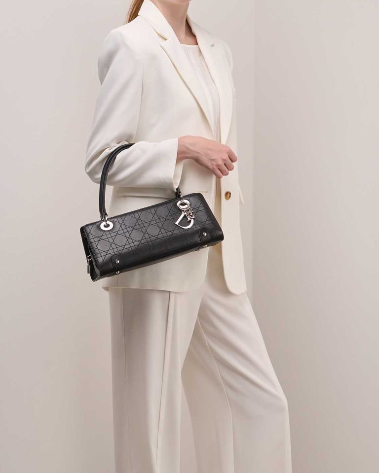 Dior Lady D-Joy Medium Calf Black Front | Sell your designer bag