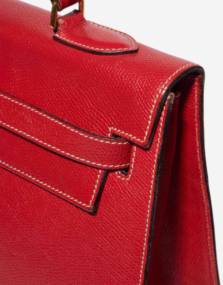 Hermès Kelly 32 Courchevel Rouge Vif Signs of wear | Sell your designer bag