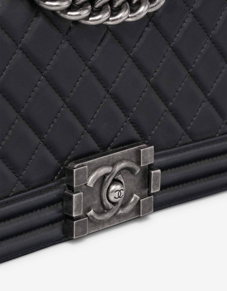 Chanel Boy Medium Lamb Black Closing System | Sell your designer bag